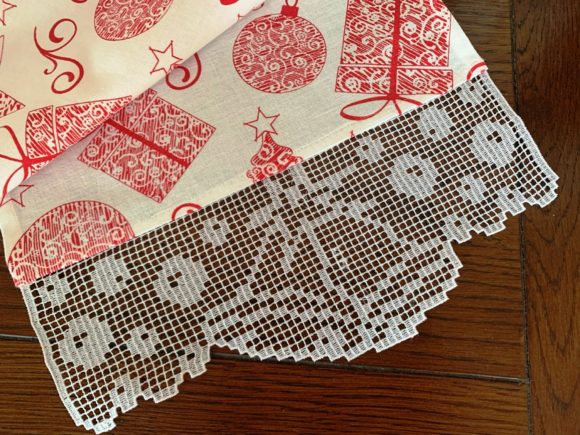 A Designer's Review: Testing the FSL Christmas Towel Lace Border